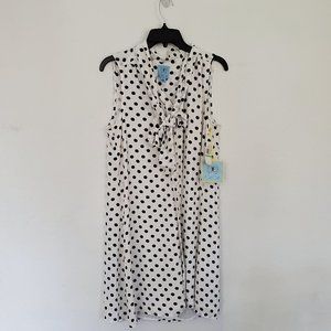 Black and white sleeveless dress